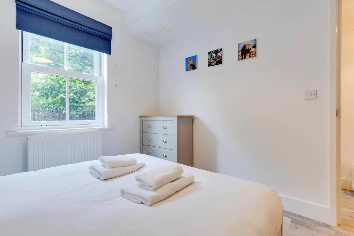 Pass The Keys And Modern Flat With Free Parking